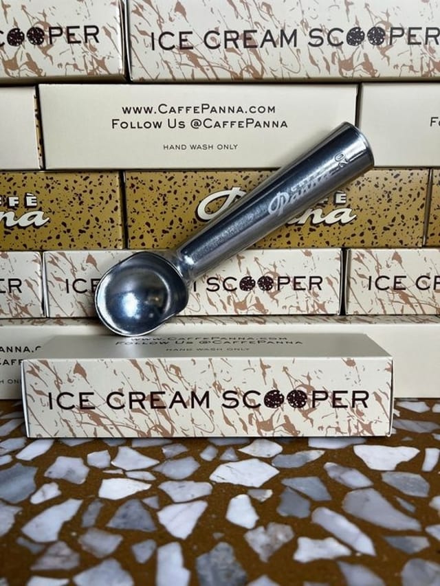 Caffè Panna Scooper.